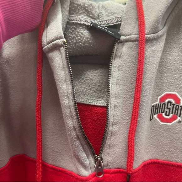 OHIO STATE Hoodie by Colosseum Women’s Size M Red/Gray 1/4 Zip/Drawstring - Picture 9 of 11